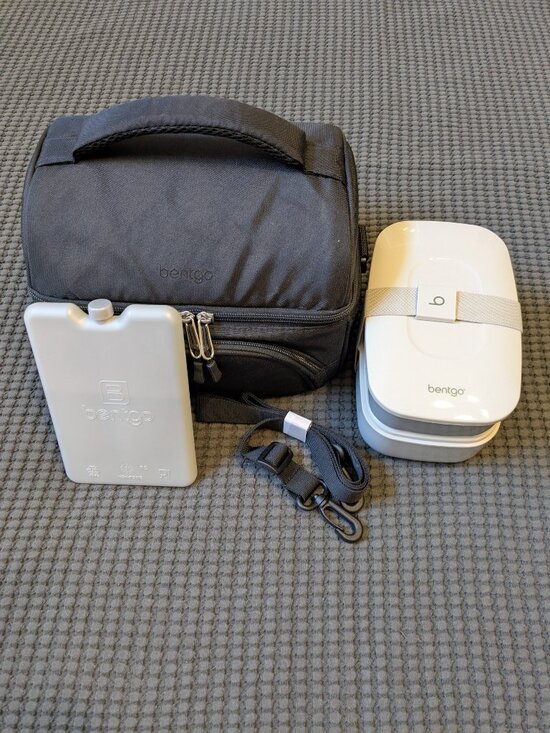 Bentgo Other - Bentgo Deluxe Lunch Bag with Lunch Box Containers and Ice Pack